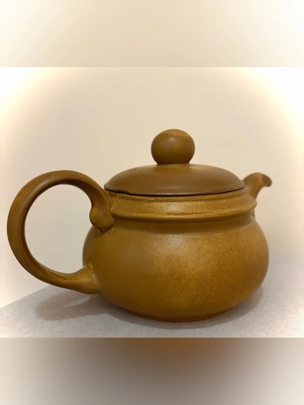 Bennington Potters Tavernware Stoneware Mustard Gold Teapot with Lid Vermont VTG